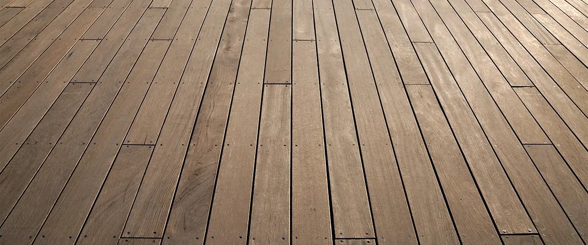 A decking DIY project with composite material