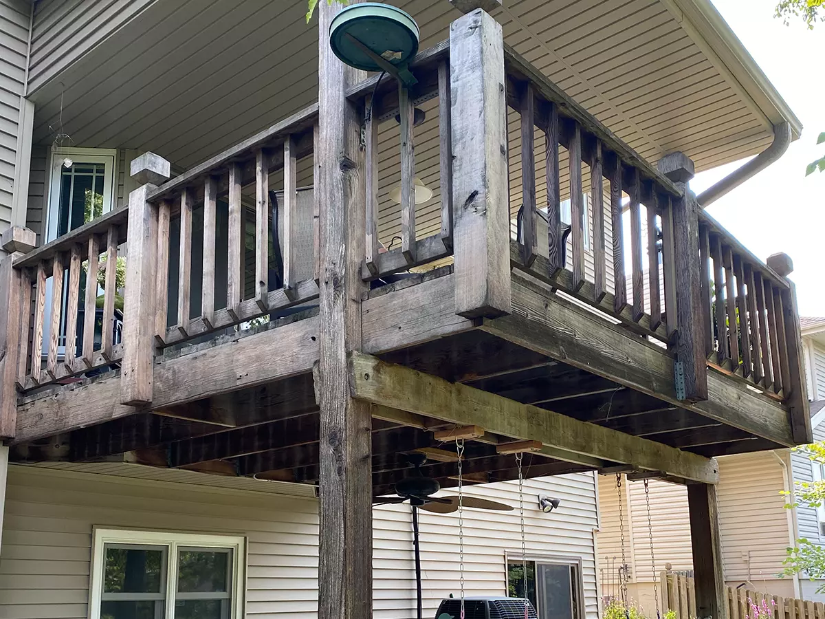 An old deck building in Bellevue with an old elevated deck