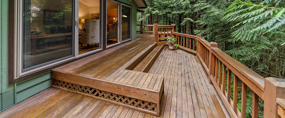 Wood decking with a lot of humidity