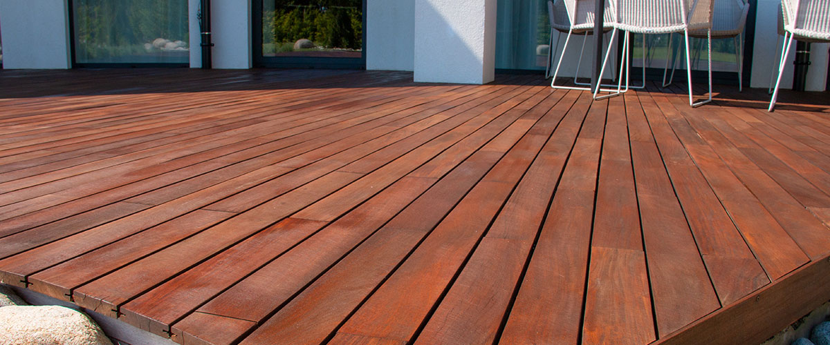 triangle decking
