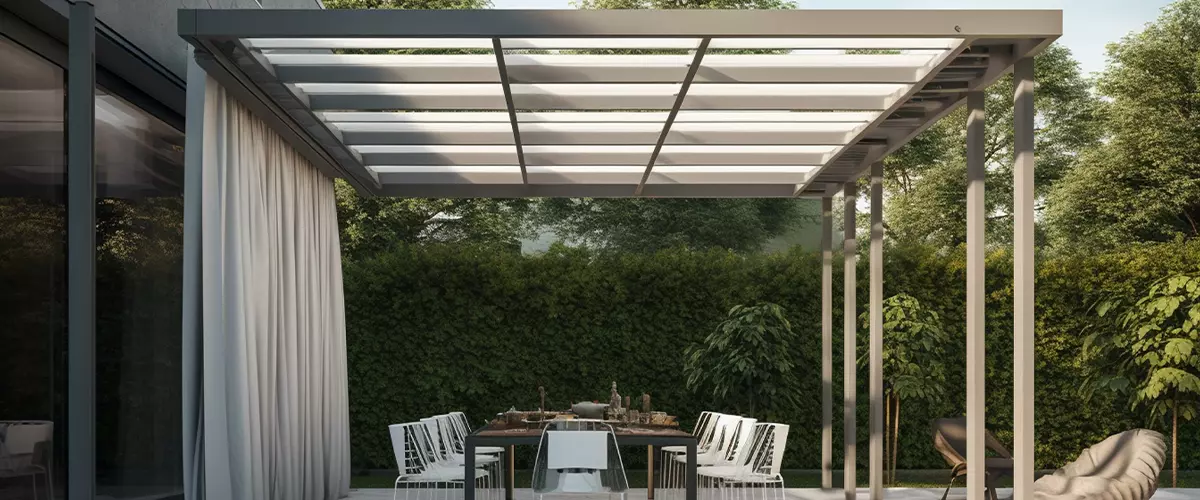 Aluminum pergola with retractable roof