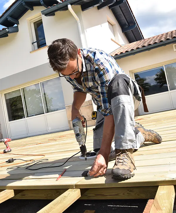 Top 10 Deck Building Companies in Chalco, NE