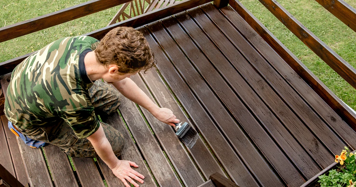 View of Deck Staining and Sealing in Lincoln, NE