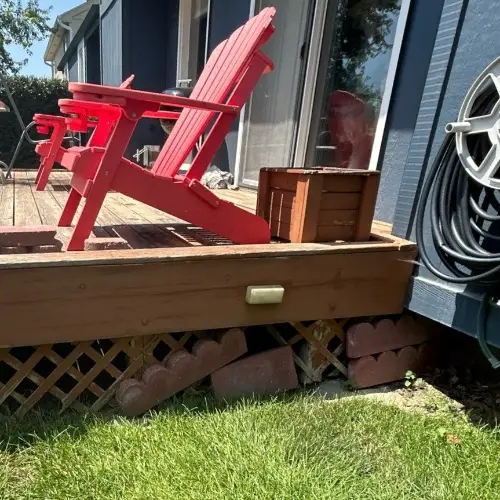 Cedar Wood Deck With Aluminum Pergola broken skirting